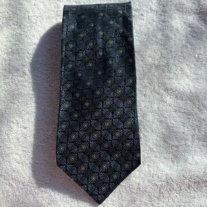NWT Westbury Macy’s Classic Print Blue Grey 100% Silk Men’s Neck Tie